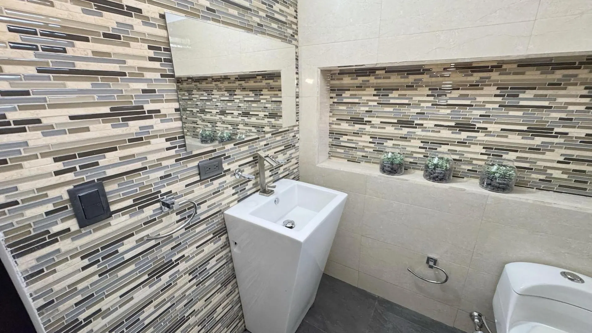 Maca Hotel Cali