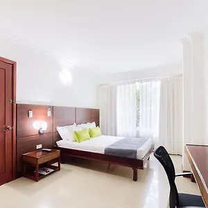 Hotel Ayenda 1402 Roosevelt